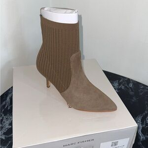 Marc Fisher Suede and Knit Women’s Heeled Ankle Boots Albinia Taupe Size 5.5 NEW